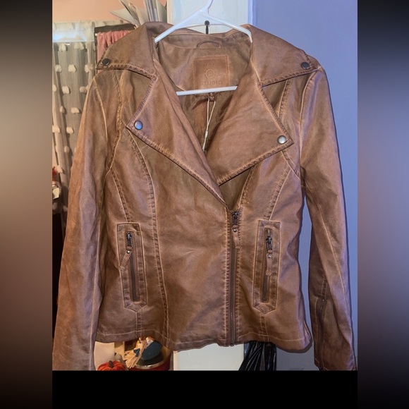 Max Studio Jackets & Blazers - Max Studio cognac Faux Leather Moto Zip Up Casual Classic WOMENS SIZE S